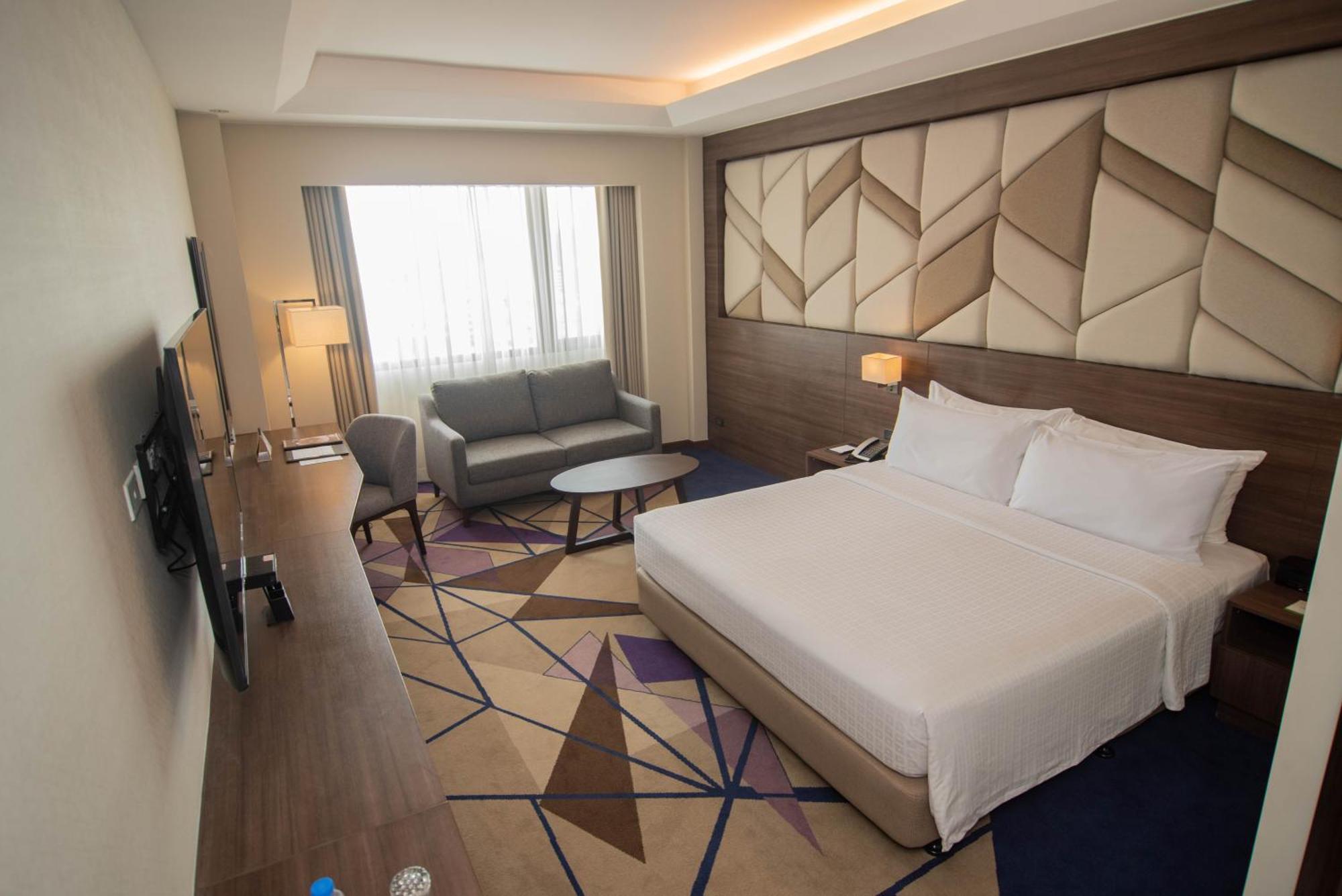 Luxent Hotel Кесон-Сіті Екстер'єр фото
